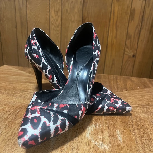 Alexander McQueen Tricolor Pixel Print Leather Lex D" Orsay Pumps - Picture 2 of 15